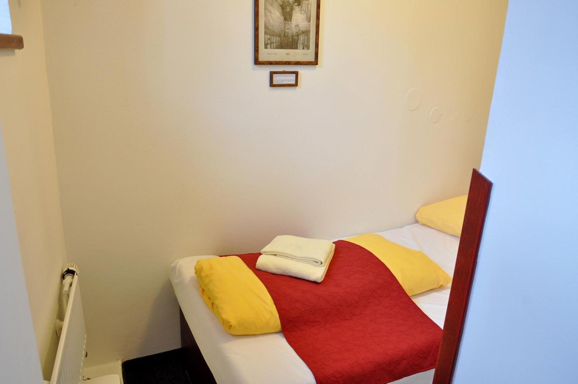 Hotel Císař Ferdinand Loket Habitación foto