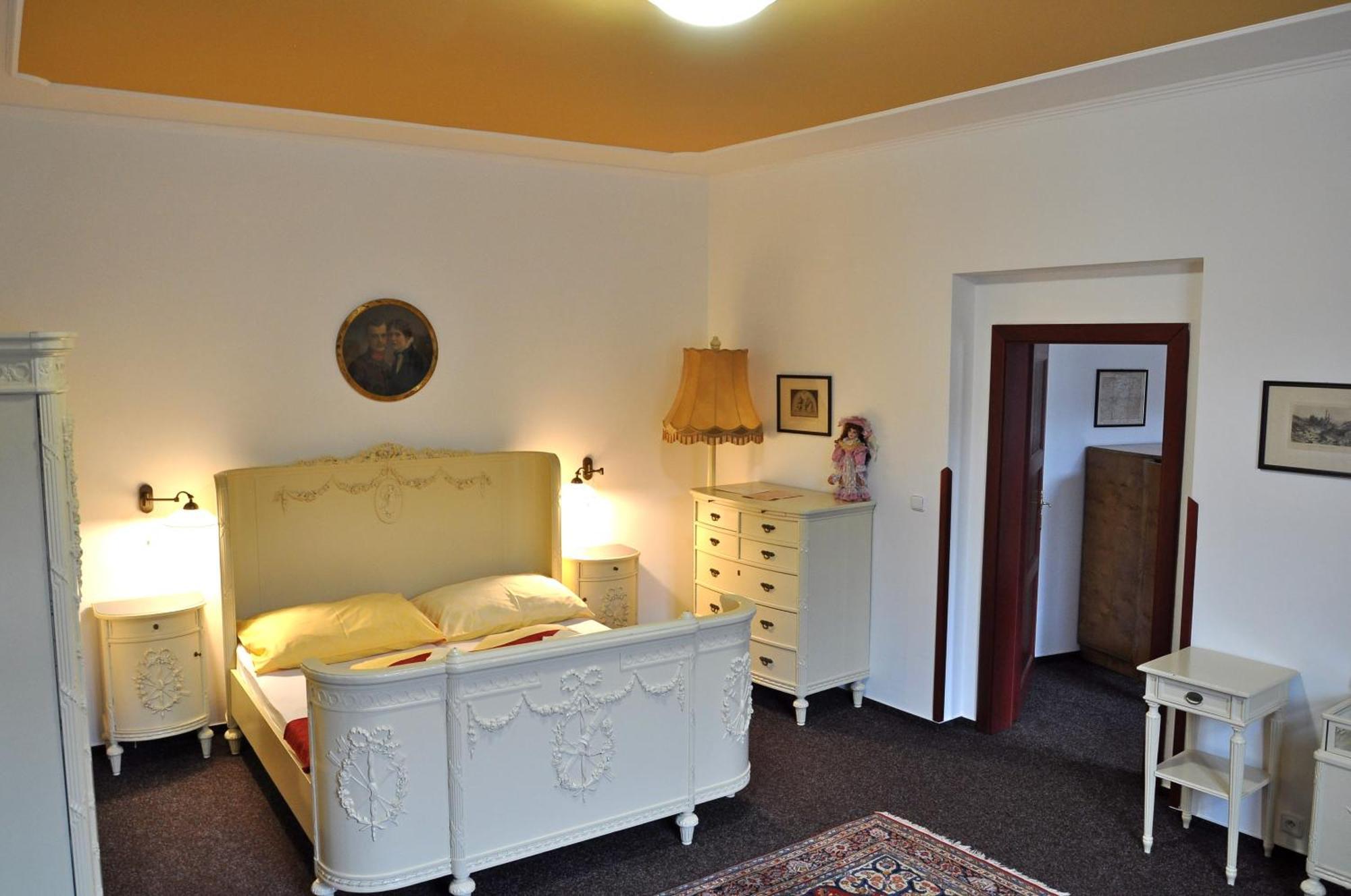 Hotel Císař Ferdinand Loket Habitación foto