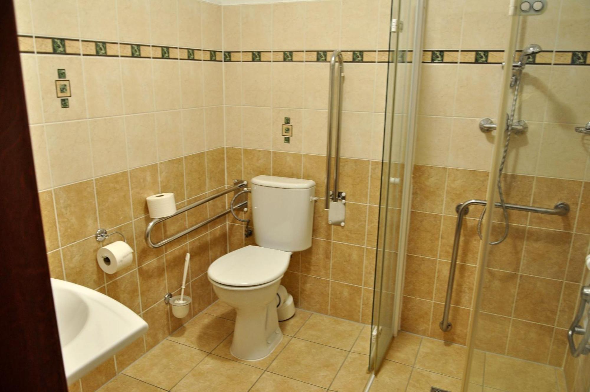 Hotel Císař Ferdinand Loket Habitación foto